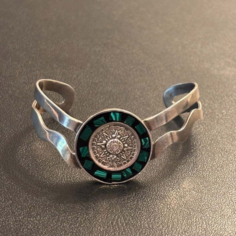 Vintage Taxco Mexico 925 Signed Malachite In-lay Mayan Calendar‎ Cuff sz 7